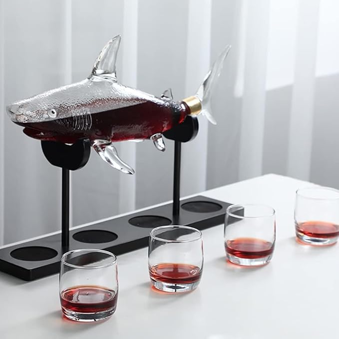 Wine Decanters 1000ml Sharks Whiskey Decanter Set with 4 Glasses & Wood Stand Glass Liquor Decanter For Whiskey, Scotch, Bourbon Vodka (Decanter Set)