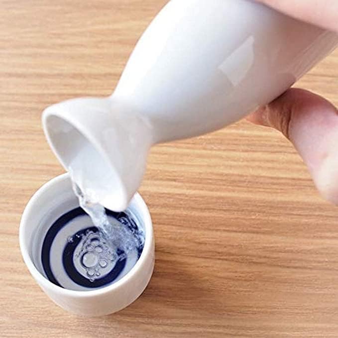 JapanBargain Porcelain Sake Carafe, Japanese Style Serving Bottle for Hot and Cold Saké, Microwave and Dishwasher Safe Ceramic Tokkuri for Home and Restaurant Use (6, White, 4 Ounces)