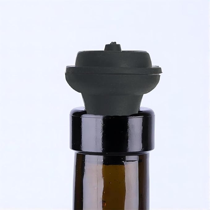 Wine Vacuum Stoppers Set of 3– Black