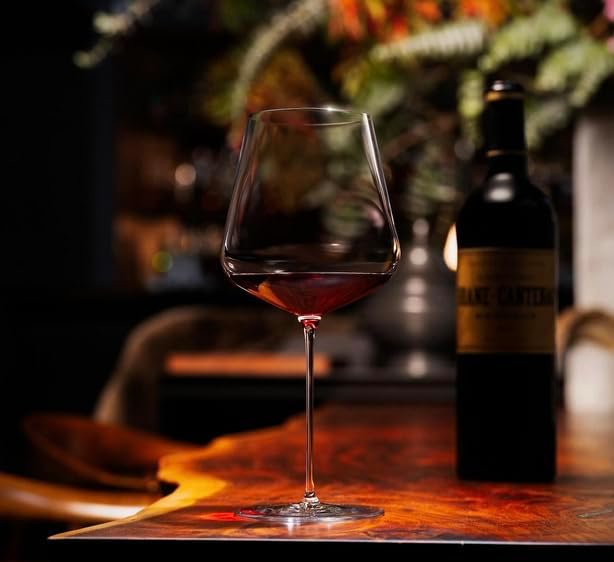Zalto Bordeaux Glass – Hand-Blown European Crystal Stemware for Full-Bodied Red Wines – Austrian Craftsmanship, 9.1″ Tall, 4.3″ Wide Bowl, Lead-free & Dishwasher-Safe - Wine Gift Set of 2
