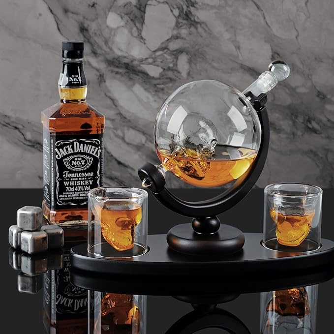 FrutPunch Whiskey Decanter Set, Decanter Set for Men with Two Cups, Suitable for Spirits, Bourbon, Cocktails, Vodka, Scotch Whiskey, 28OZ, Cup is 2.7OZ