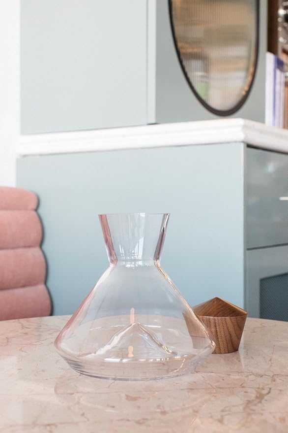 Sempli Monti Mini Wine Decanter - Elegant Hand Blown Decanter with Built-in Glass Aerator, Small Wine Carafe, Lead-Free Crystal, Ultra Clear, Wine Gifts & Wine Accessories - 25.3 oz