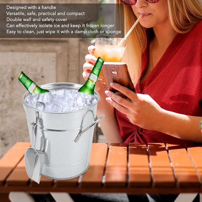 Round Ice Bucket with Ice Shovel, Bar Ice Tub Beer Chiller Bin, Double Wall Galvanized Sheet and Plastic Wine Storage Tub with Handle and Lid for Home Bar Party Use (Original Color)