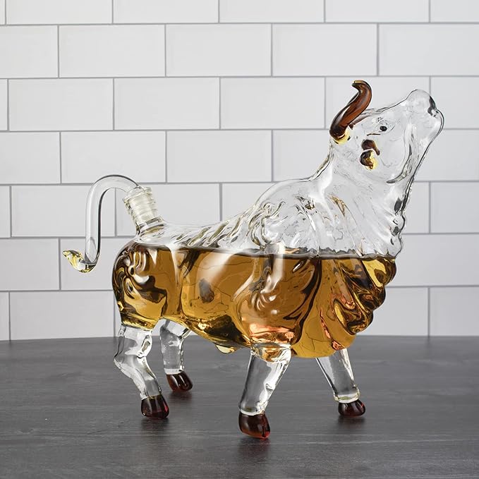 Charging Bull Whiskey Decanter - 1000ml El Matador Wall Street Bull Liquor Dispenser - Unique Glass Bullfighter Carafe for Bourbon, Scotch, Vodka - Cool Office Decor & Birthday Gift for Men, Boss
