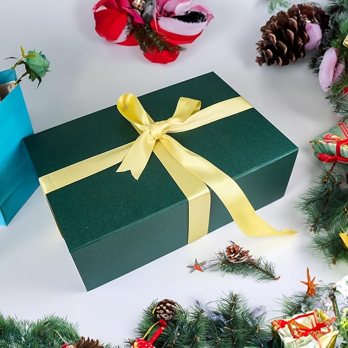 YINUOYOUJIA Large Green Gift Boxes with Lid,14"x9"x4.5" Magnetic Gift Box with Ribbon,Cards and Envelopes for Presents,Great for Wedding,Birthdays,Crafting,Gift Packaging.