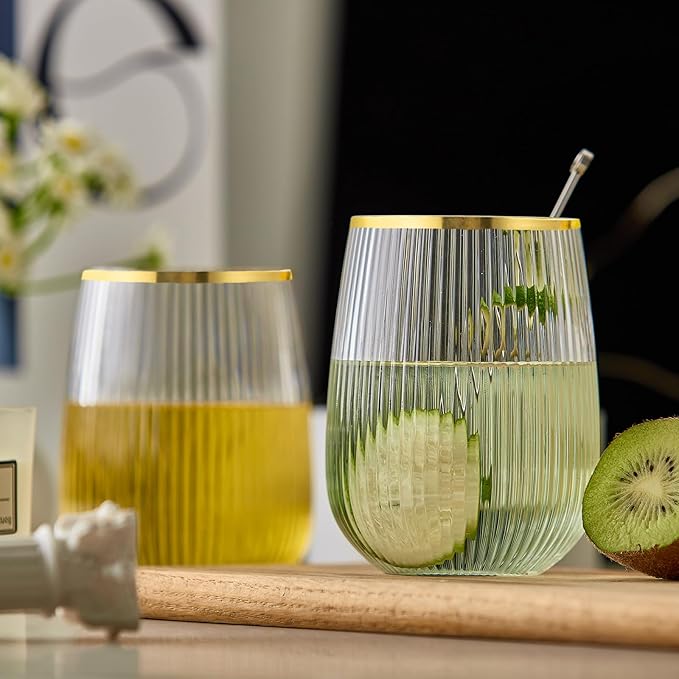 Lueumxc 36 Pack Plastic Wine Glasses, 15Oz Gold Rim Origami Disposable Wine Glasses Unbreakable Clear Plastic Cocktail Glasses Recyclable Shatterproof Reusable Wine Cups