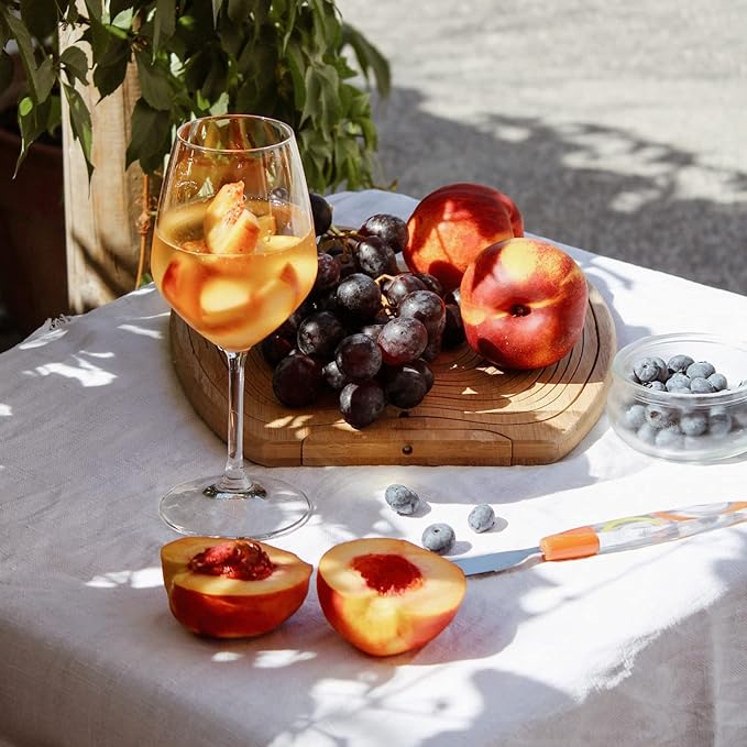 Dicunoy Set of 4 Unbreakable Stemmed Wine Glasses, 16 oz Outdoor Plastic Wine Glasses, Plastic Goblets Glassware, Reusable, BPA-Free, Classic Cups for Patio, Poolside, Camping