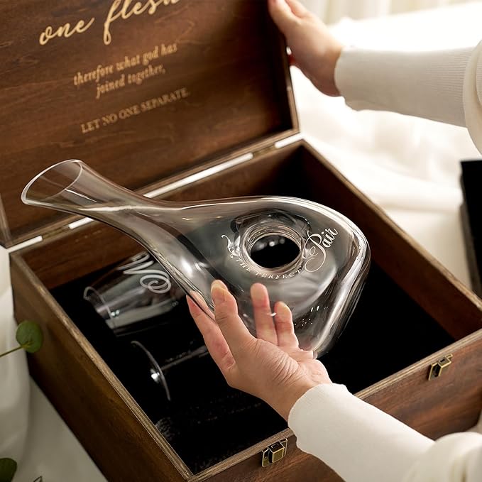 AW BRIDAL Wedding Gifts for Couples 2026, Mr and Mrs Wine Glasses and Decanter Set with Wood Box, Engagement Gift for Newly Engaged Couple, Bride and Groom Gift for Bridal Shower, Anniversary