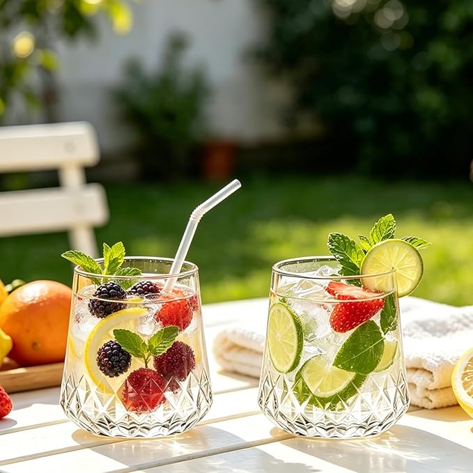 Lueumxc 40 Pack Plastic Wine Glasses, 14Oz Origami Rhombus Disposable Wine Glasses Unbreakable Clear Plastic Cocktail Glasses Recyclable Shatterproof Reusable Wine Cups