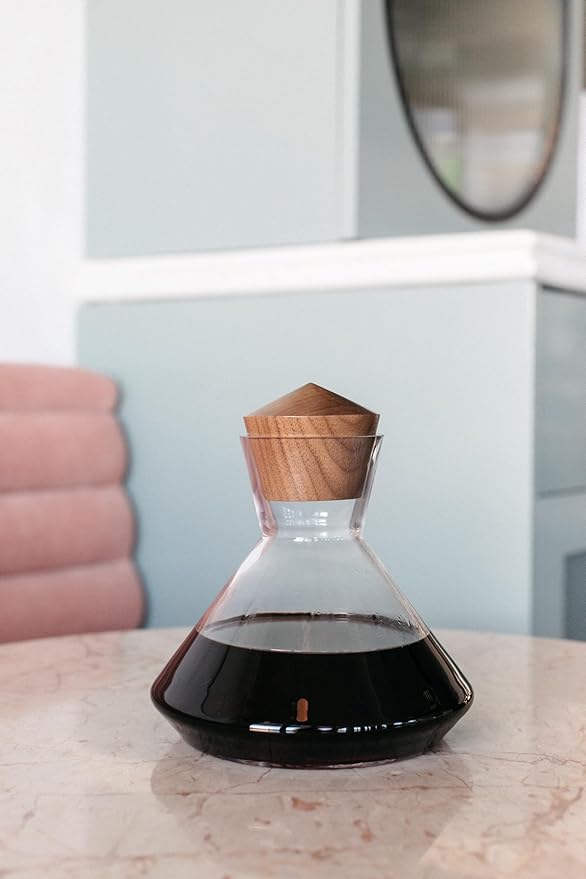 Sempli Monti Mini Wine Decanter - Elegant Hand Blown Decanter with Built-in Glass Aerator, Small Wine Carafe, Lead-Free Crystal, Ultra Clear, Wine Gifts & Wine Accessories - 25.3 oz
