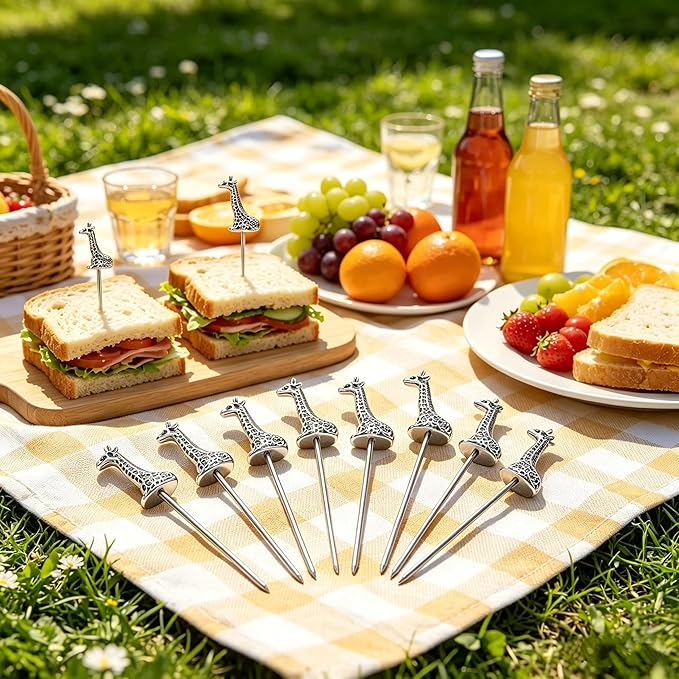 Homestia Metal Cocktail Picks for Drinks, 4.6" Giraffe Cocktail Toothpicks Cocktail Garnish Cocktail Swords, 6Pcs Fancy Martini Picks Olive Picks, Vintage Cocktail Pins Cocktail Accessories