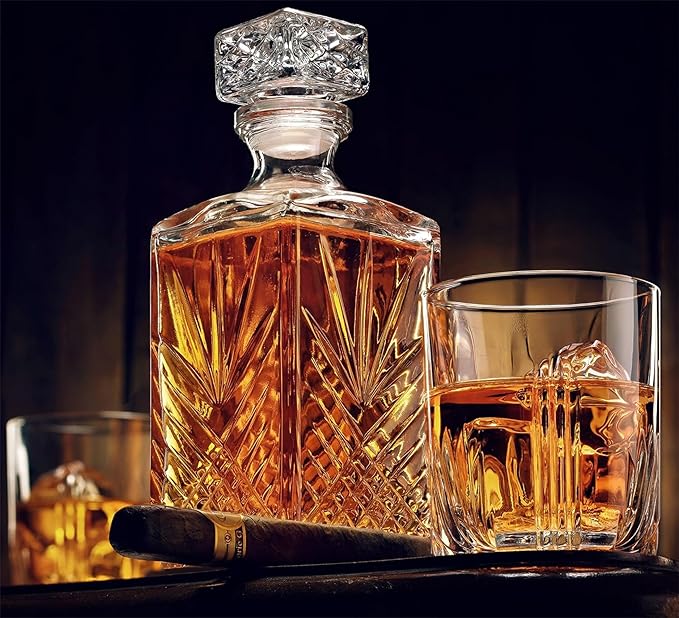 Bormioli Rocco Selecta Decanter, Set of 2 - Starburst Etched Glass with Airtight Diamond Stopper for Whiskey, Brandy & Spirits - 33.75 Oz. Each - Made in Italy, Elegant Barware, Dishwasher Safe